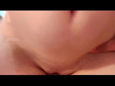 ❤️ Sleeping in my sister's room and that's how I woke up ☑ Porno at en-us.sexonfire.ru ️❤