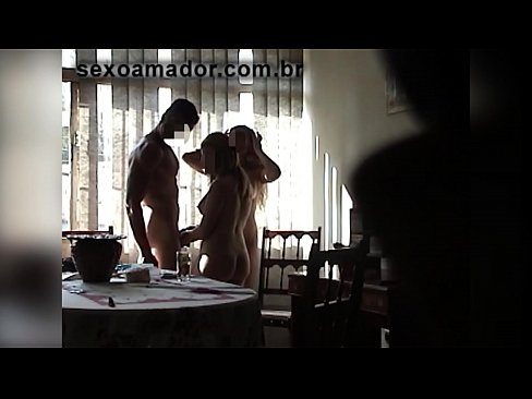 ❤️ Sex friends invite a giant man and a threesome with him ☑ Porno at en-us.sexonfire.ru ️❤